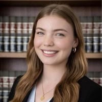 A headshot of Maren Mihelich.